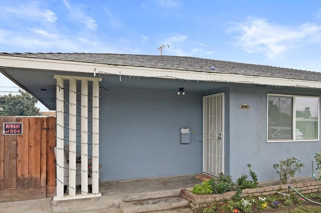 3474 E Terrace Avenue, Fresno, CA 93703