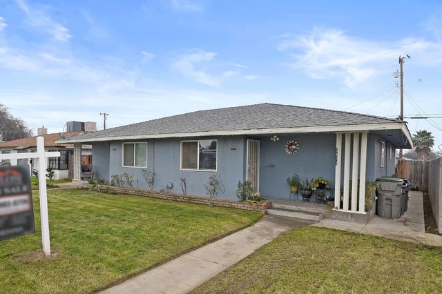 3474 E Terrace Avenue, Fresno, CA 93703