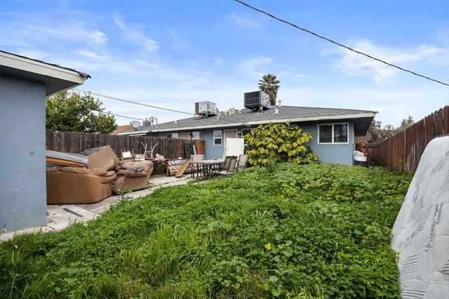 3474 E Terrace Avenue, Fresno, CA 93703