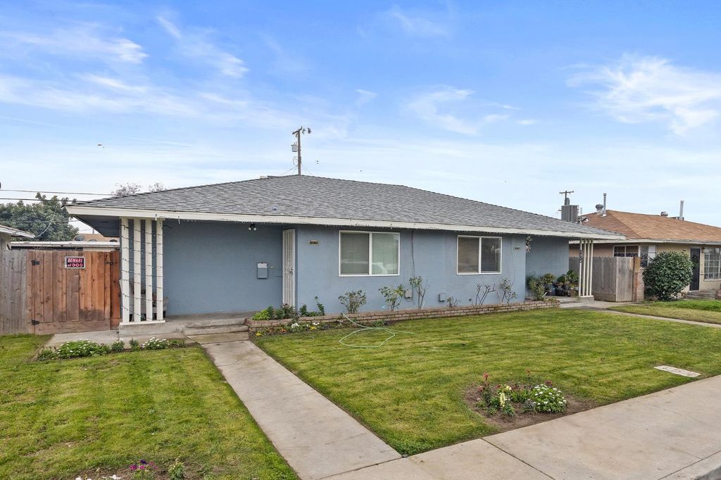 Image 18 of property listing at 3474 E Terrace Avenue, Fresno, CA 93703