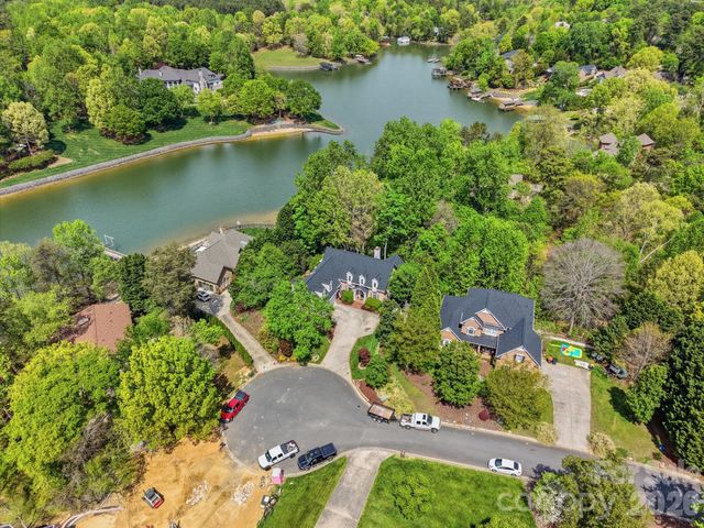 11078 Deep Cove Drive, Tega Cay, SC 29708