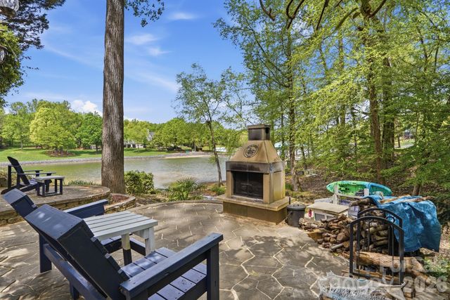 11078 Deep Cove Drive, Tega Cay, SC 29708