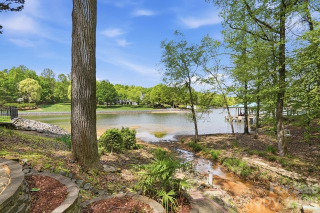 11078 Deep Cove Drive, Tega Cay, SC 29708
