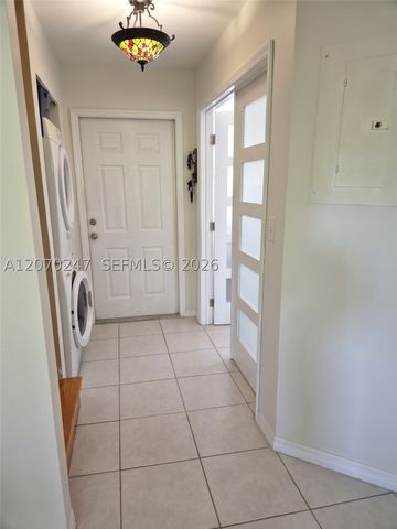 7366 SW 152nd Ave 103, Miami, FL 33193