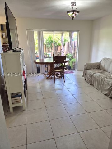 7366 SW 152nd Ave 103, Miami, FL 33193
