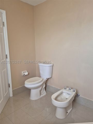 7366 SW 152nd Ave 103, Miami, FL 33193