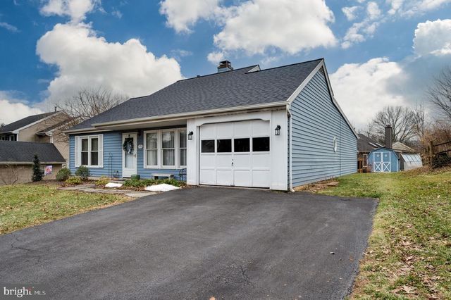 4652 PHEASANT RUN N, Reading, PA 19606