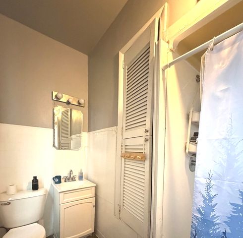 2004 E 13th Street, Davenport, IA 52803