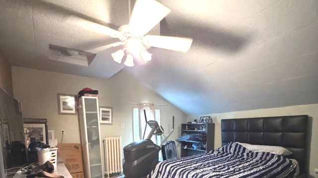 2004 E 13th Street, Davenport, IA 52803