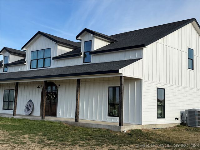 556 Persimmon NW, Wilson, OK 73463