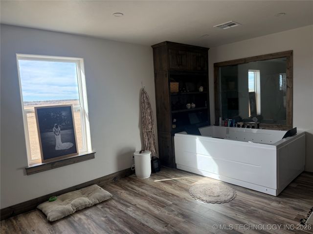 556 Persimmon NW, Wilson, OK 73463