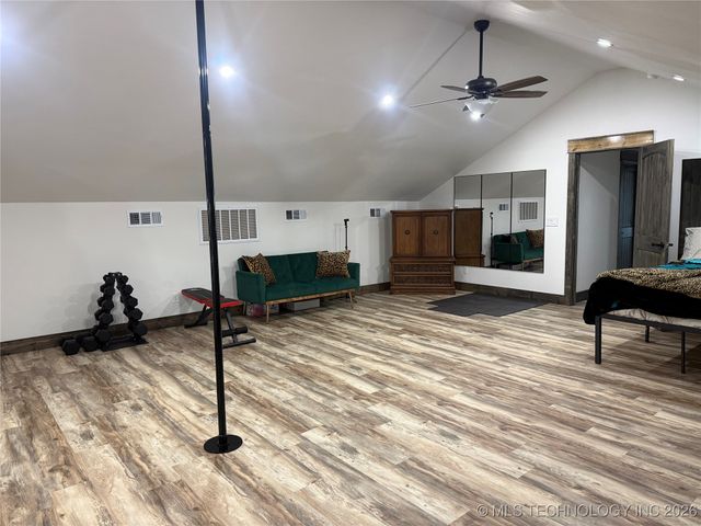 556 Persimmon NW, Wilson, OK 73463