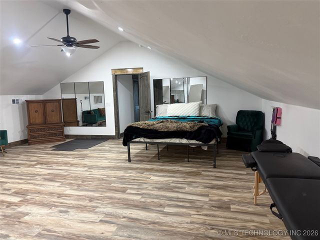 556 Persimmon NW, Wilson, OK 73463