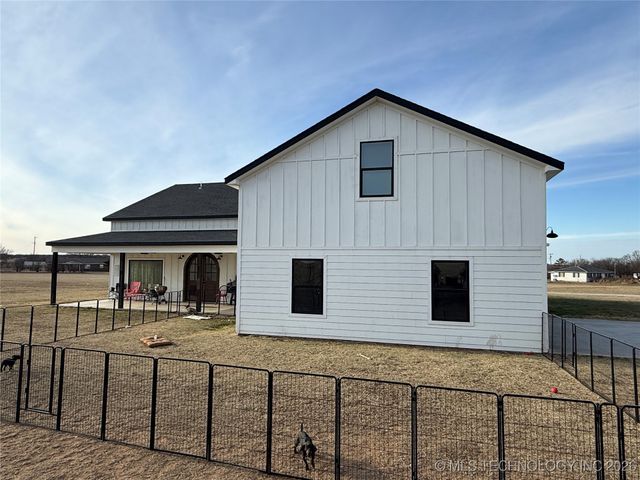 556 Persimmon NW, Wilson, OK 73463