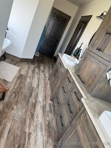 556 Persimmon NW, Wilson, OK 73463