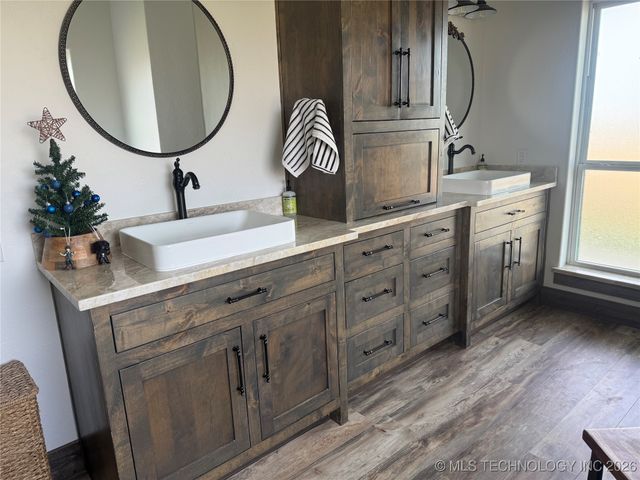 556 Persimmon NW, Wilson, OK 73463