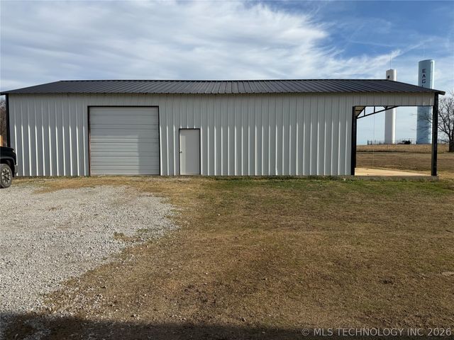 556 Persimmon NW, Wilson, OK 73463