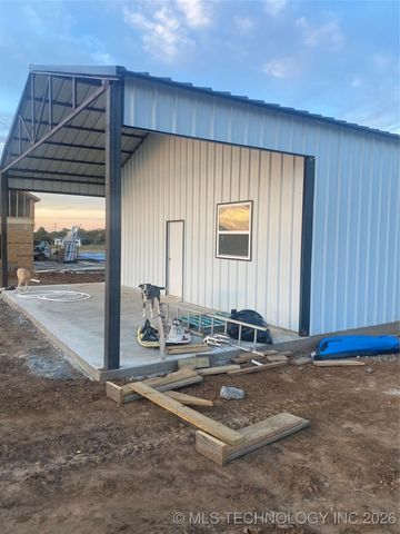 556 Persimmon NW, Wilson, OK 73463