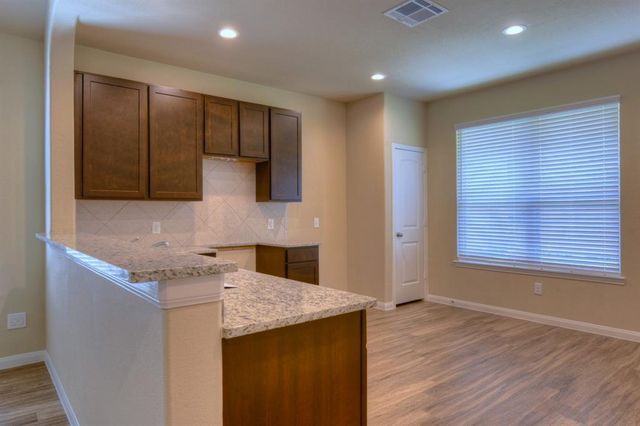 3226 Buttercup Drive, Texas City, TX 77591