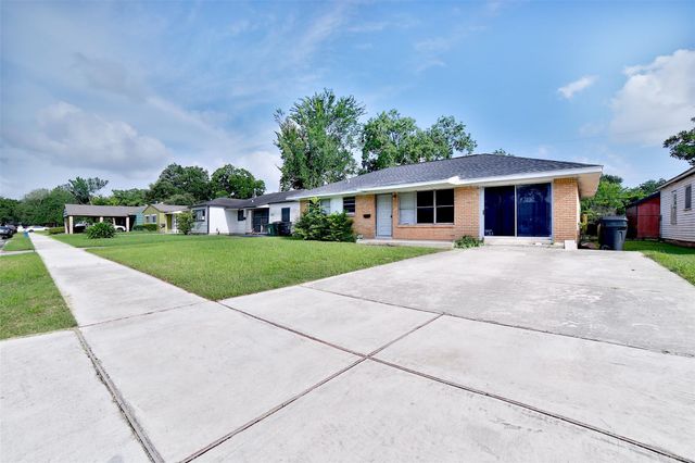 4326 Tareyton Lane, Houston, TX 77047
