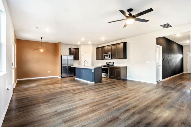 13114 Brave Tenderfoot TRL, Buda, TX 78610