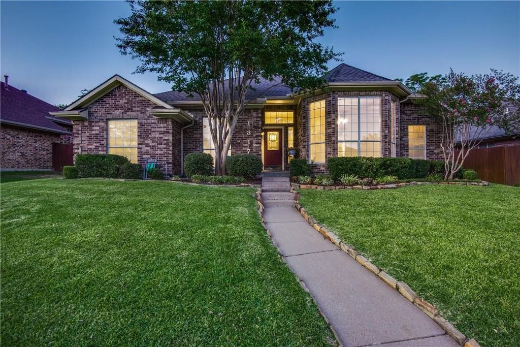 1317 Savoy Drive, Carrollton, TX 75006