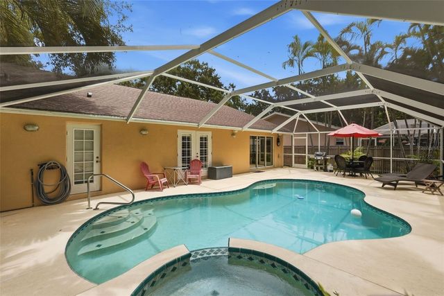 4989 162ND AVENUE N, Clearwater, FL 33760