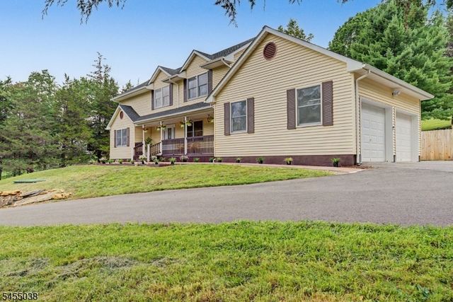 105 Nightingale Rd, Hope Twp., NJ 07825