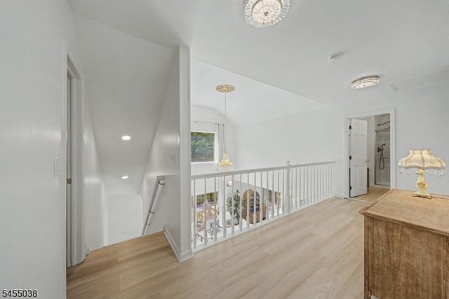 105 Nightingale Rd, Hope Twp., NJ 07825