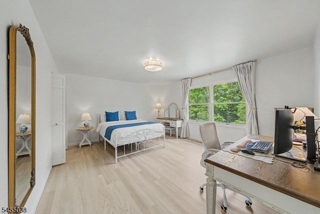 105 Nightingale Rd, Hope Twp., NJ 07825