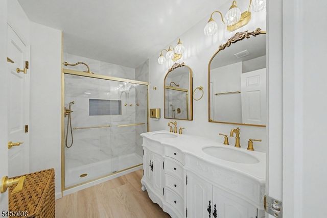 105 Nightingale Rd, Hope Twp., NJ 07825