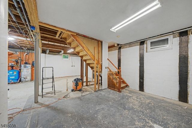 105 Nightingale Rd, Hope Twp., NJ 07825