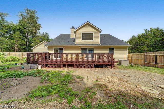 105 Nightingale Rd, Hope Twp., NJ 07825