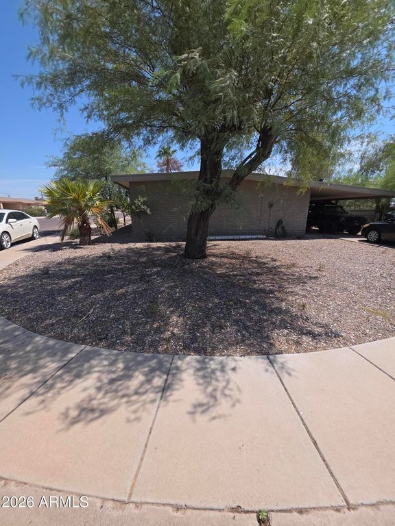 725 E BRENDA Drive, Casa Grande, AZ 85122 — photo 2