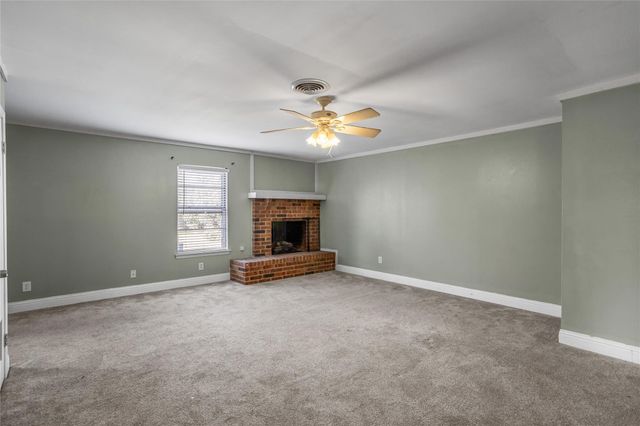 3558 South Drive, Fort Worth, TX 76109