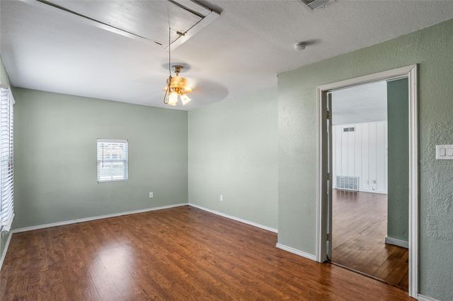 3558 South Drive, Fort Worth, TX 76109