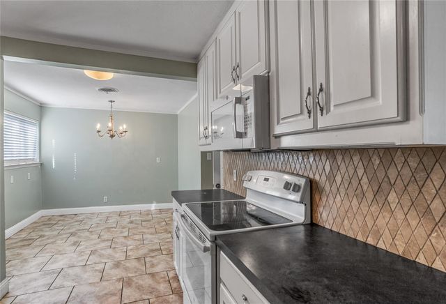 3558 South Drive, Fort Worth, TX 76109