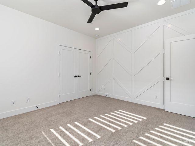 7517 W Deerfawn Ln, Eagle, ID 83616