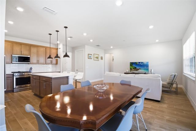 2682 MIDSWEET AVENUE, St Cloud, FL 34772