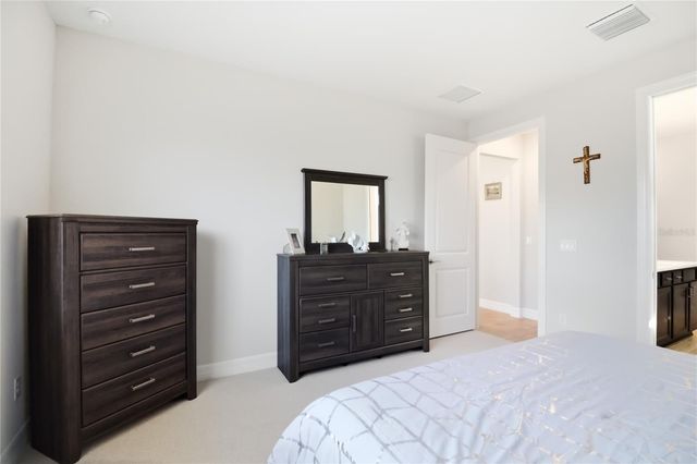 2682 MIDSWEET AVENUE, St Cloud, FL 34772