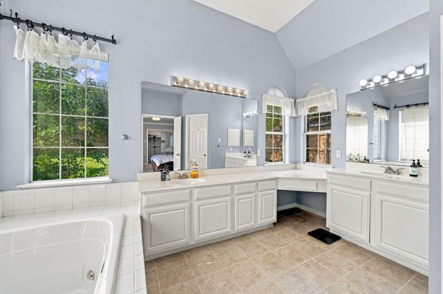 10416 Walpole LN, Austin, TX 78739