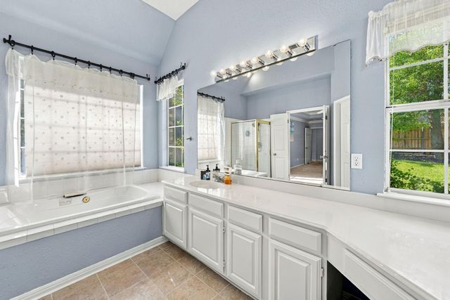 10416 Walpole LN, Austin, TX 78739