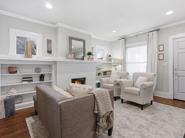 1304 Madeline Place, Fort Worth, TX 76107