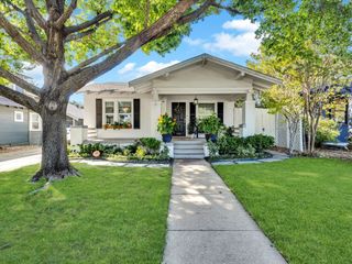 1304 Madeline Place, Fort Worth, TX 76107