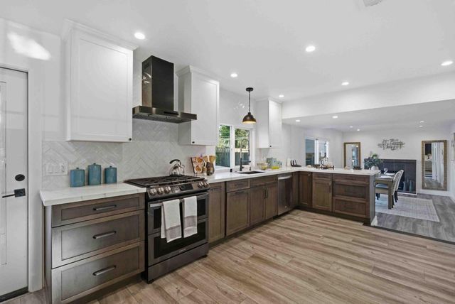 1702 Mount Rushmore Drive, San Jose, CA 95127