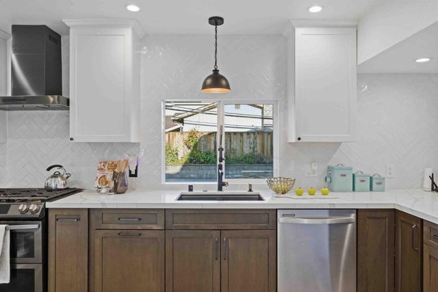 1702 Mount Rushmore Drive, San Jose, CA 95127