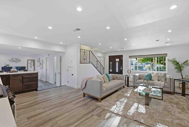 1702 Mount Rushmore Drive, San Jose, CA 95127