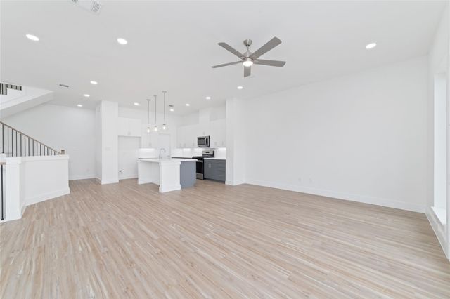 2103 Holman Street, Houston, TX 77004