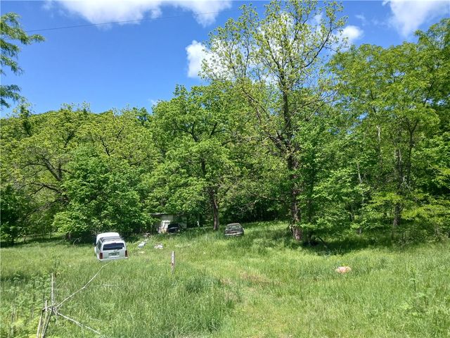 642 County Road 605, Green Forest, AR 72638