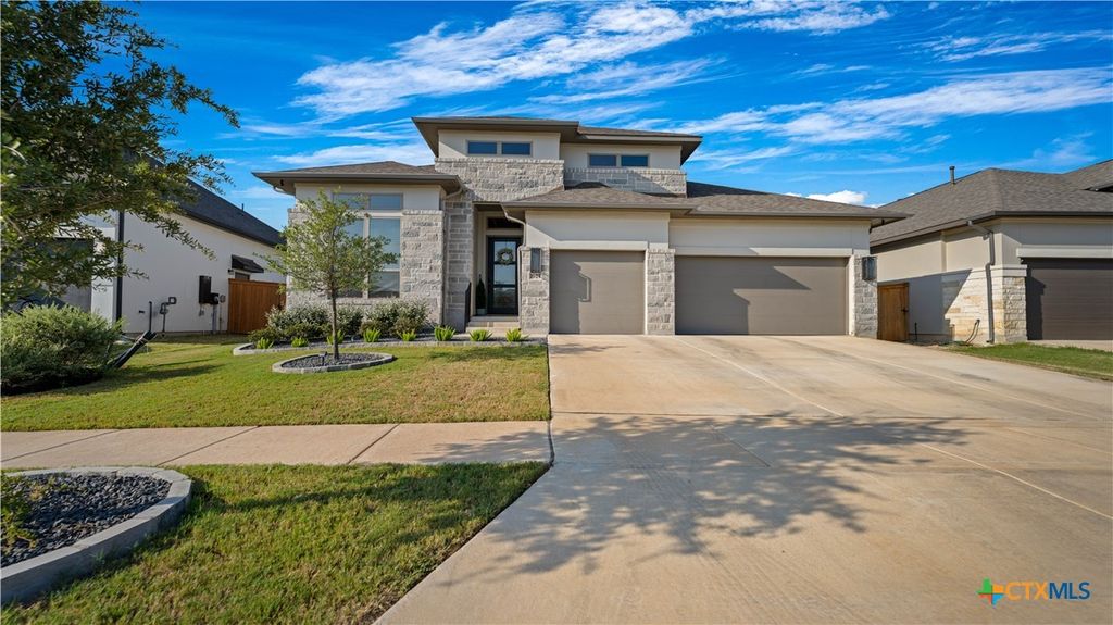 1925 Luna Street, New Braunfels, TX 78132